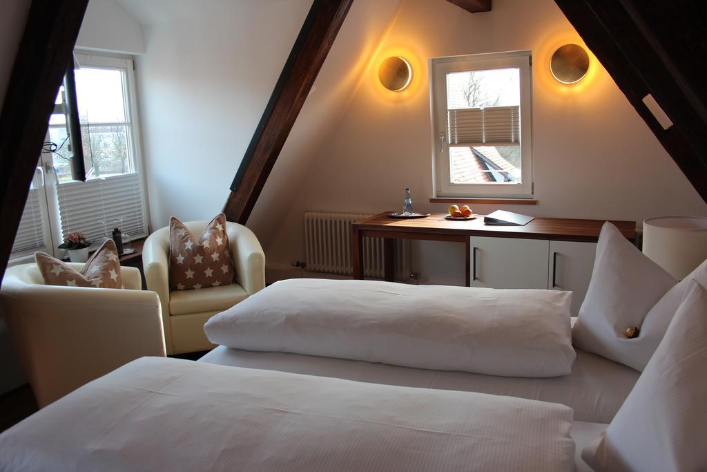 Hotel Schmales Haus Ulm Szoba fotó