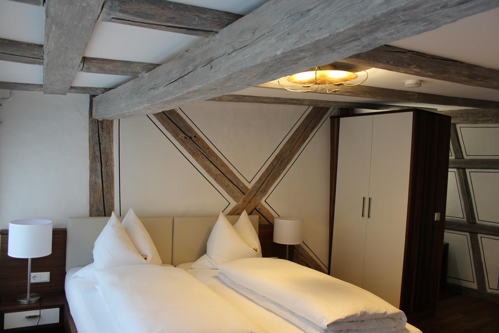 Hotel Schmales Haus Ulm Szoba fotó
